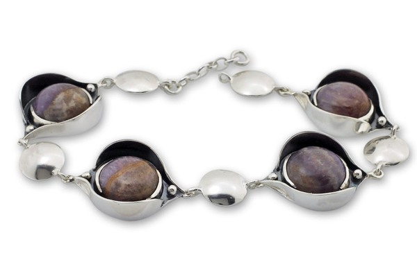 bracelets 8902196