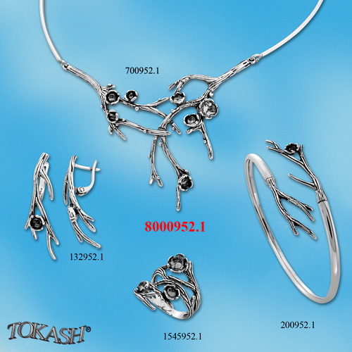 Large set with necklace 8000952.1